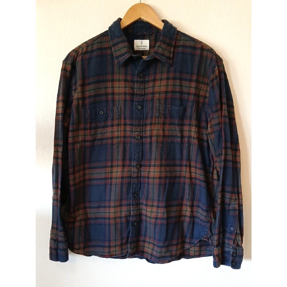 Mutual Weave Men's Blue And Green Plaid Button Up Flannel Cotton